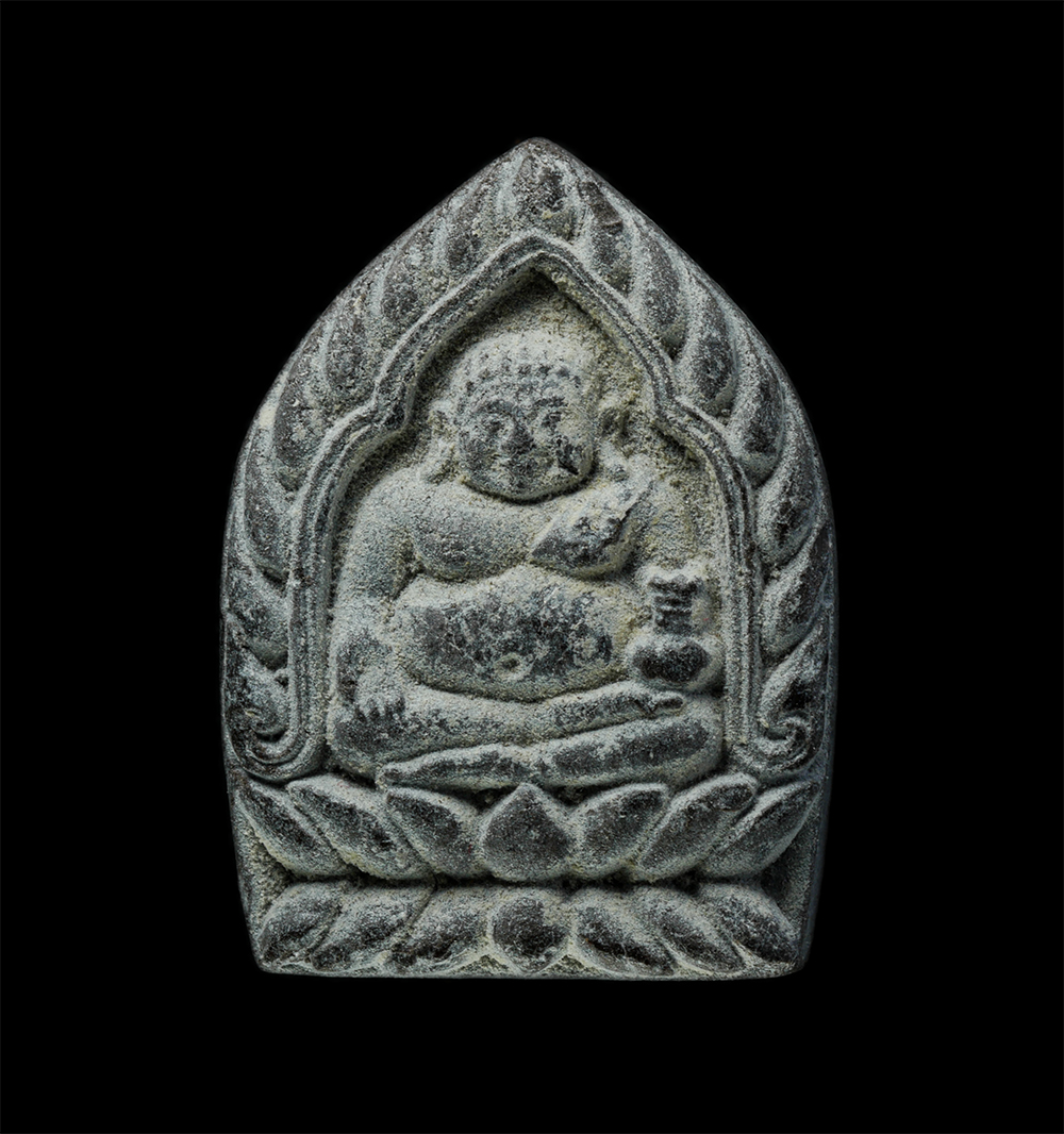 15Dec24 (71)p.jpg - พระสังกัจจายน์พิมพ์เจ้าสัว หลังยันต์กระบองไขว้ รุ่นเสาร์ 5 เจริญทรัพย์ หลวงพ่อพูลทรัพย์ กนฺตสีโล(พระครูวิมลศิลาภรณ์) วัดอ่างศิลา จ.ชลบุรี ปี2536 เนื้อ [..] | https://kamulet.in.th